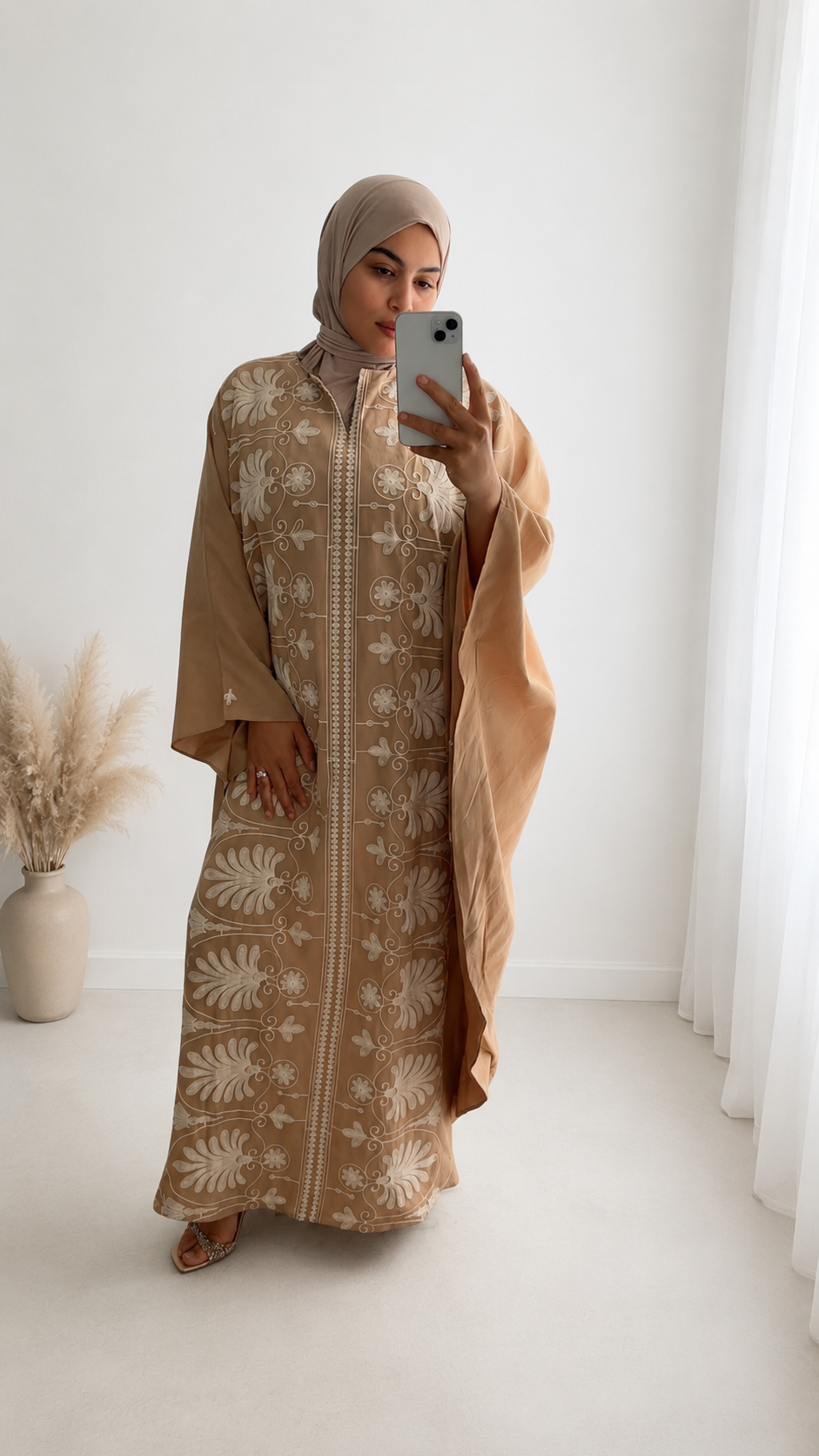 Robe AYA